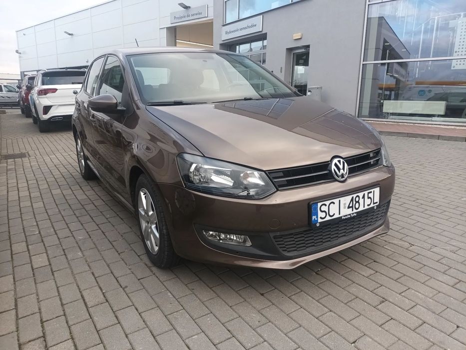 Volkswagen Polo piękny kolor toffi silnik 1.4 benzyna 86ps auto z polskiego salonu