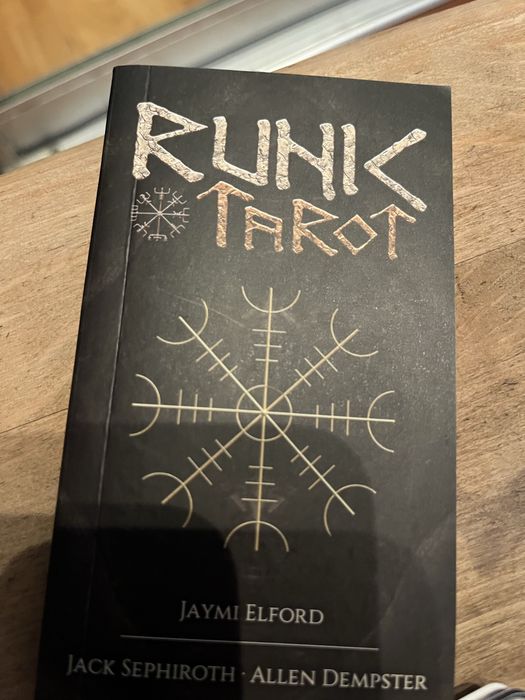 Таро Рунічне. Таро Кельтське міні. Оригінал. Ло скарабео.