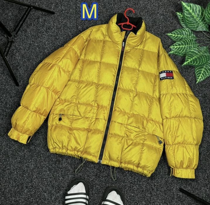 Пуховик Tommy Hilfiger размер М-Л зимняя куртка