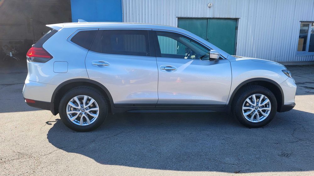 Авто Nissan X-Trail 2021 1.6d