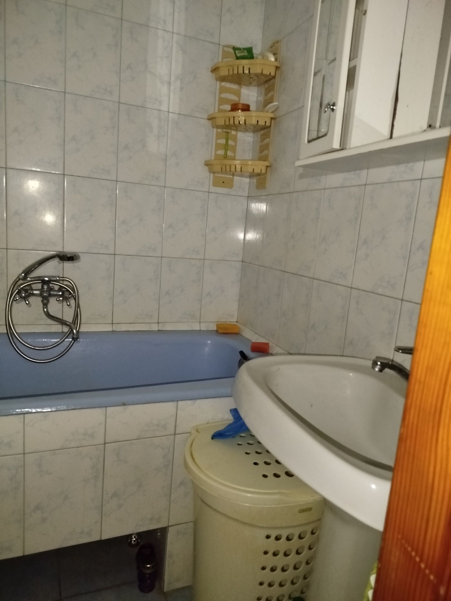 Продам 2х квартиру по вулиці Слободській