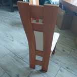 Sprzedam stół 90x 1,50 rozkładany 2,10cm + 6 krzeseł z kremowymi wstaw