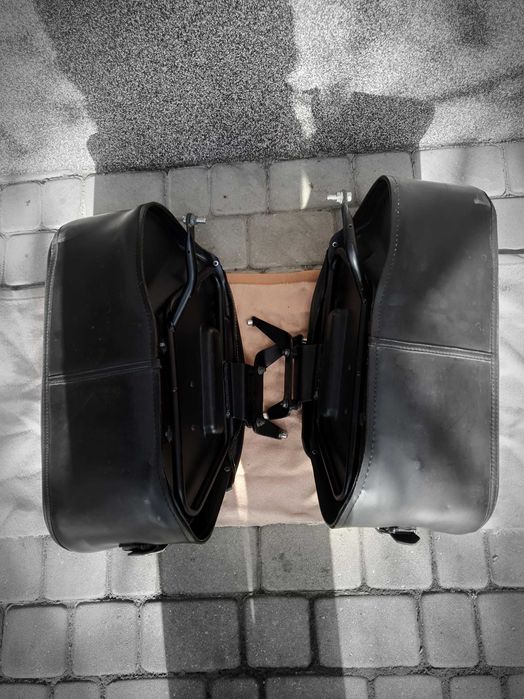 Kufry, Sakwy skórzane ze stelażem. Honda GL1800 Valkyrie
