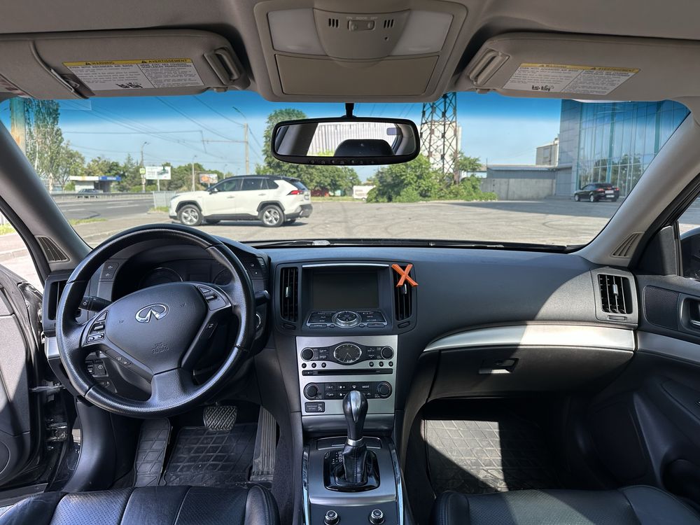 Продам Infiniti G25