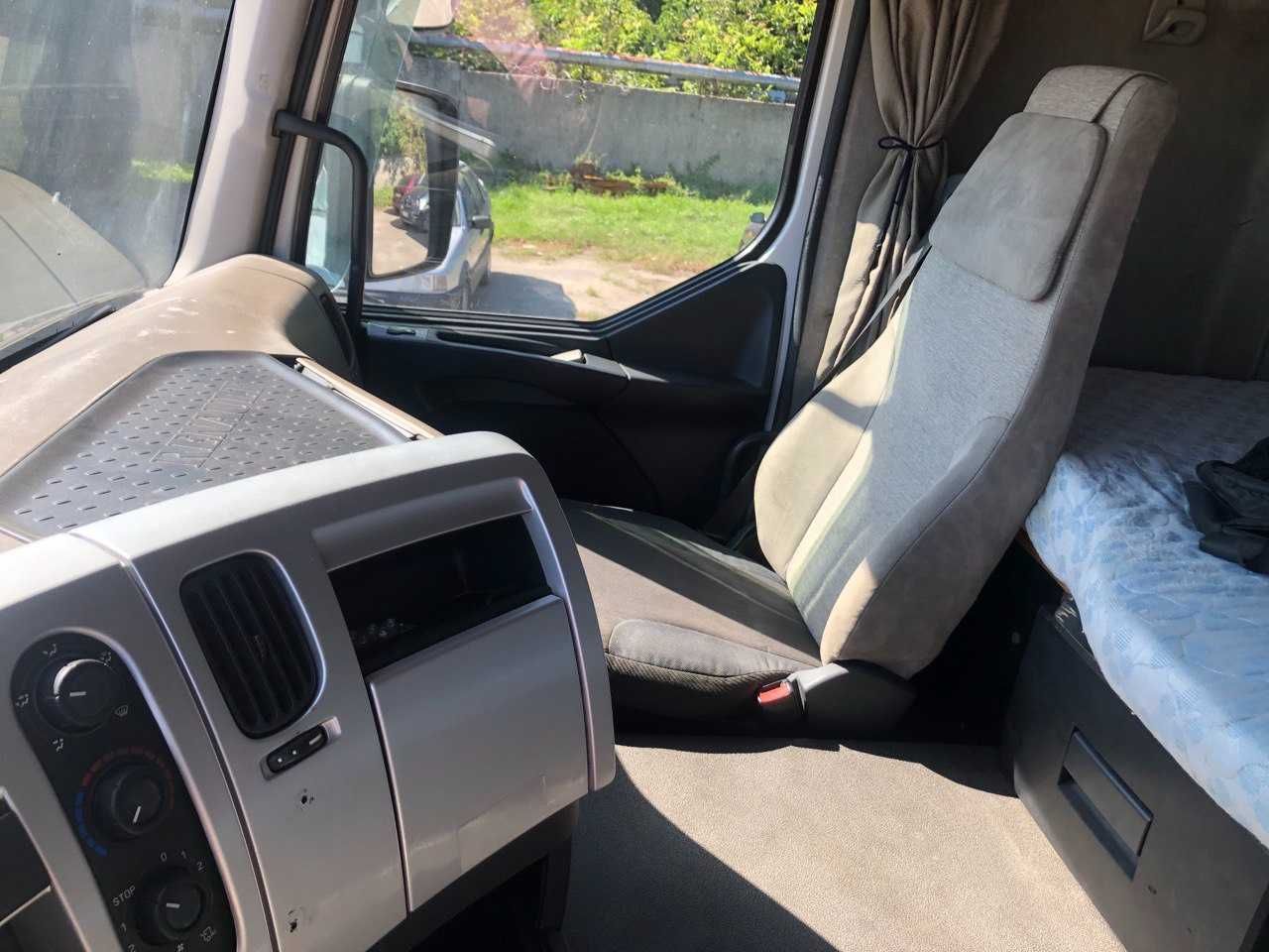 Renault Premium 2006