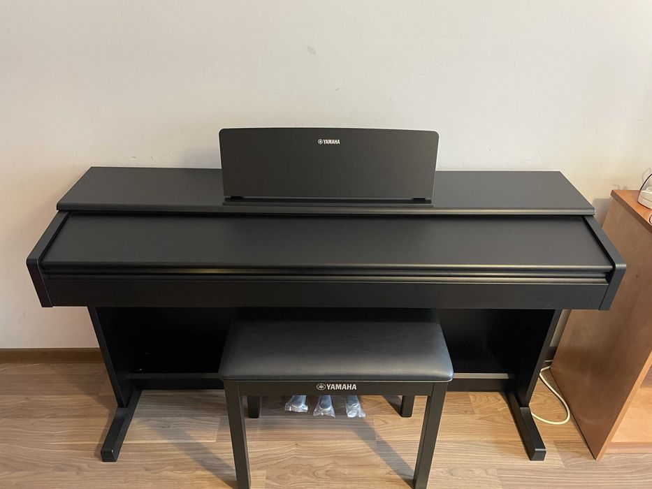 Pianino Cyfrowe Yamaha YDP-145 – Zestaw z ławą.