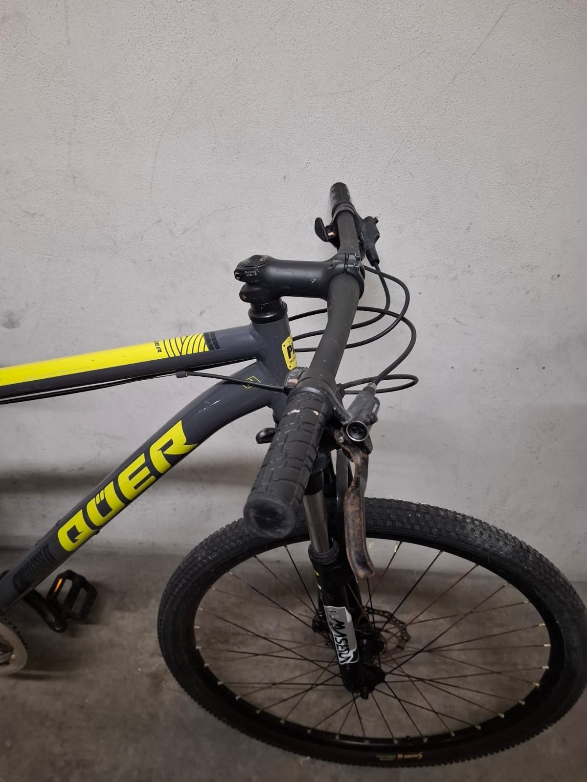 Bicicleta QUER em excelente estado