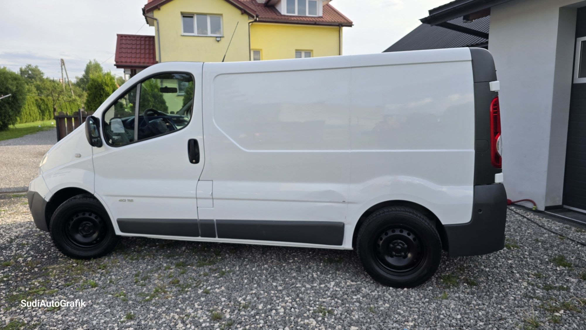 Renault Trafic 2013r. L1H1 Klima ,Bluetooth,