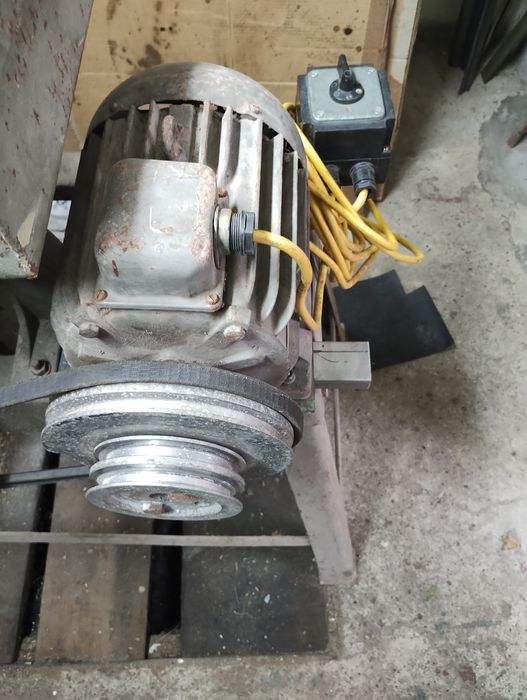 Śrótownik młyn do zboża 3 kW