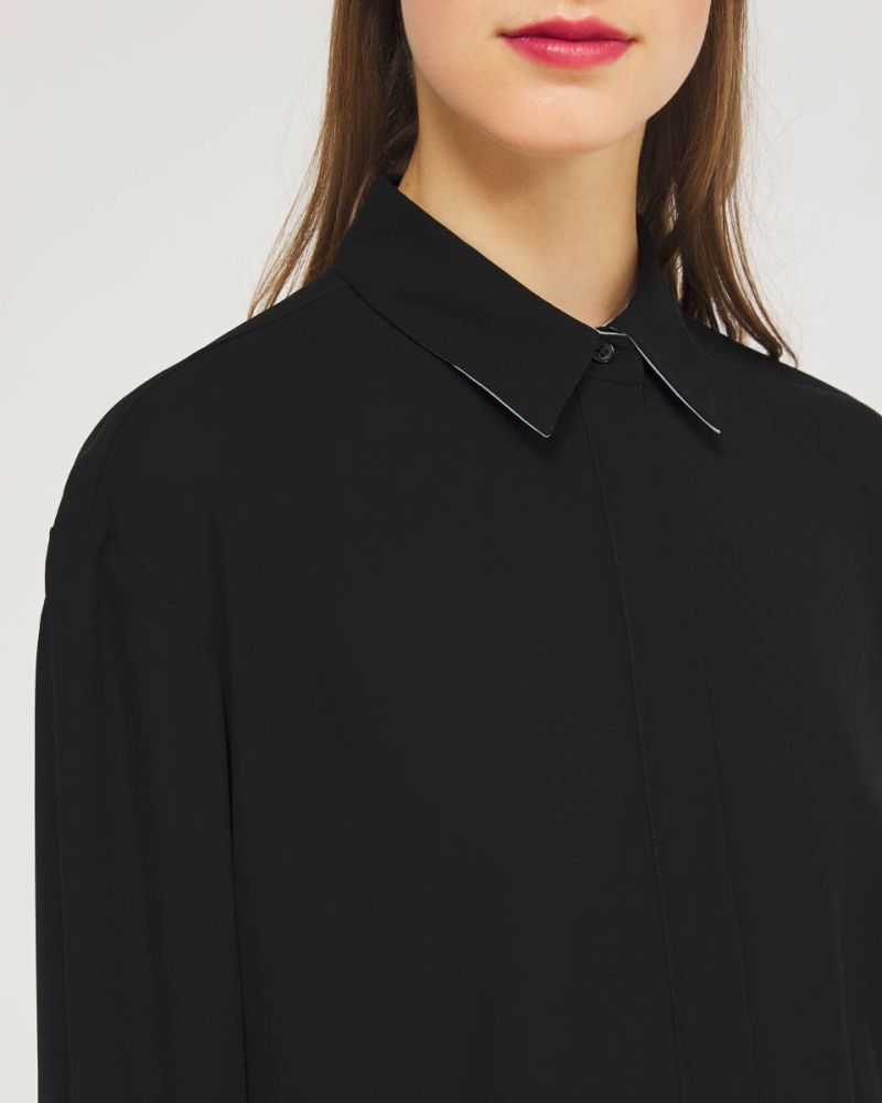 Чорна блузка бренду Sislay L/XL