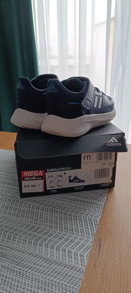 Buty dziecięce Adidas Run Falcon 2/  Rozmiar 23.