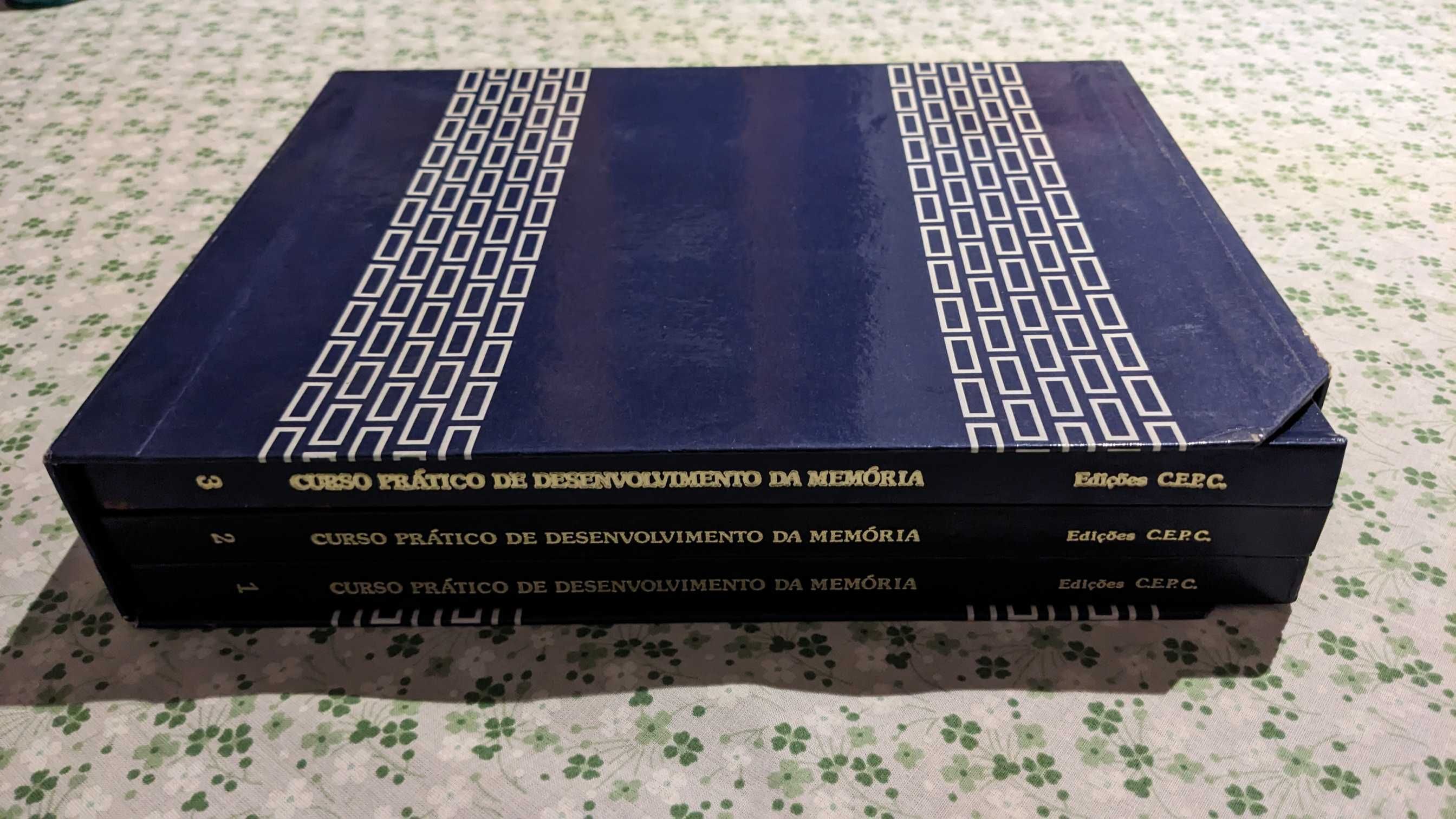 Colecção "Curso Prático de Desenvolvimento da Memória"