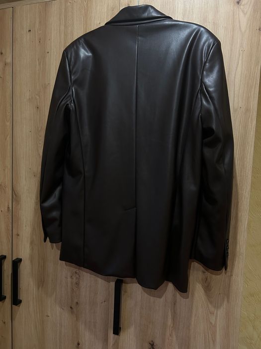 Піджак шкіряний шоколадний від Bershka