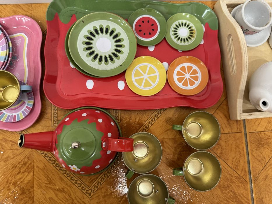 Посуд дитячий іграшковий