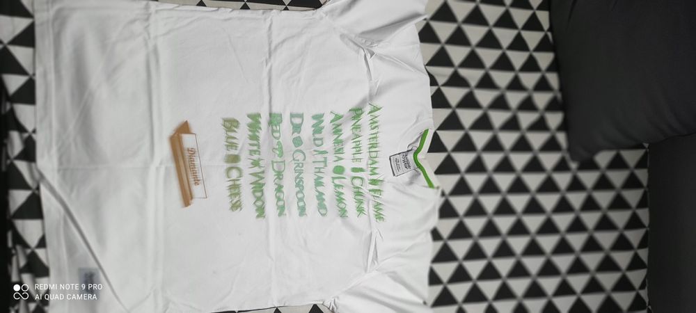 T-shirt Diamond Wear