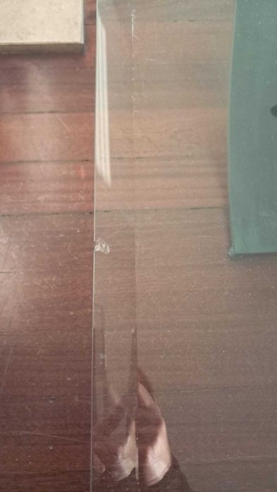 Mesa de centro em vidro