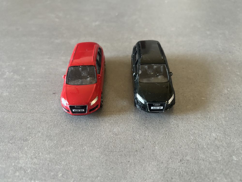 Resoraki Realtoy 2X Audi Q7
