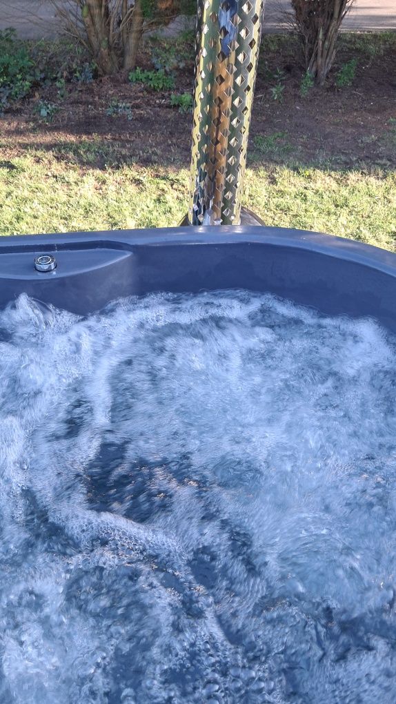 Jacuzzi, jakuzzi,balia,basen,bania