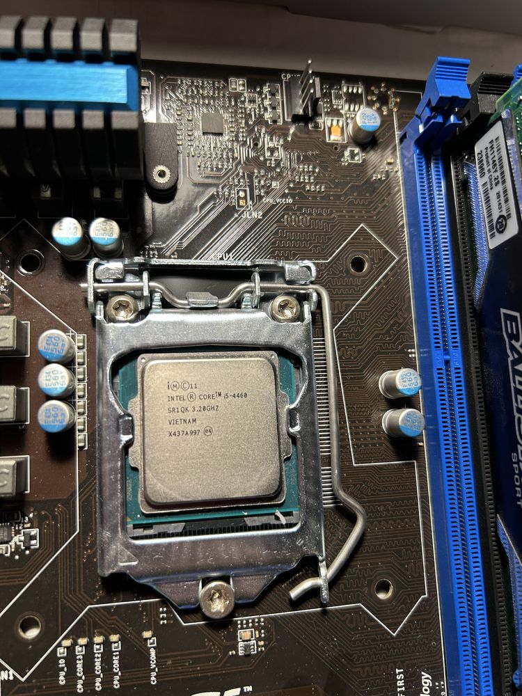 Płyta główna MSI B85-G43 z procesorem i5 + 16GB