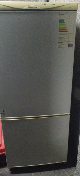 Lodówka garaż/działka