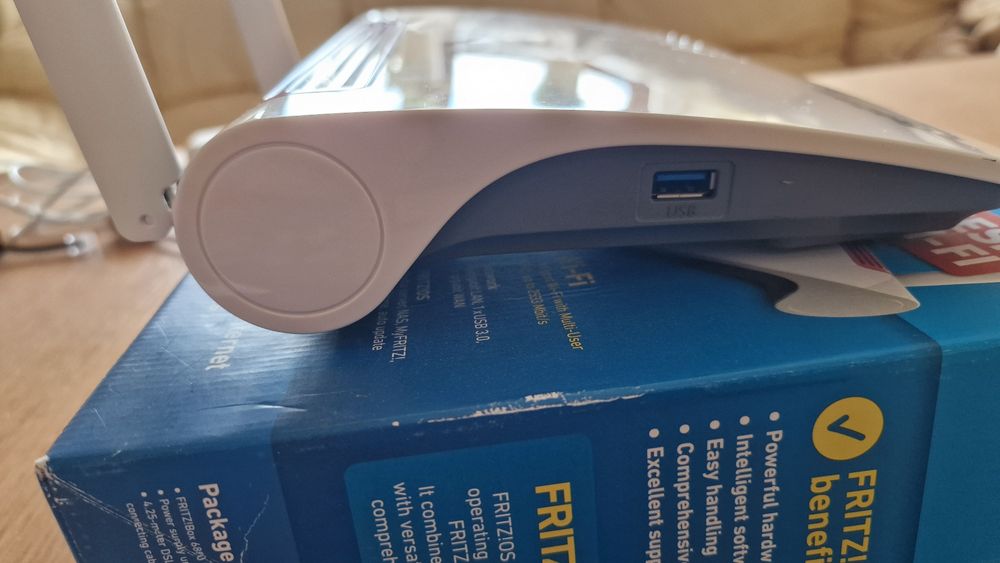 Router Fritz!box 6890