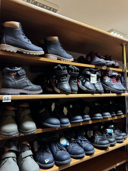 взуття опт терміново дитячий одяг обувь мужская женская детская зимова