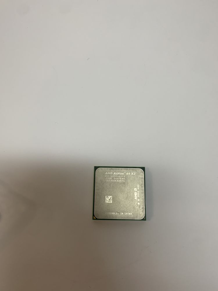 Процесор AMD Athlon 64 X2 5600 (комплект на фото)