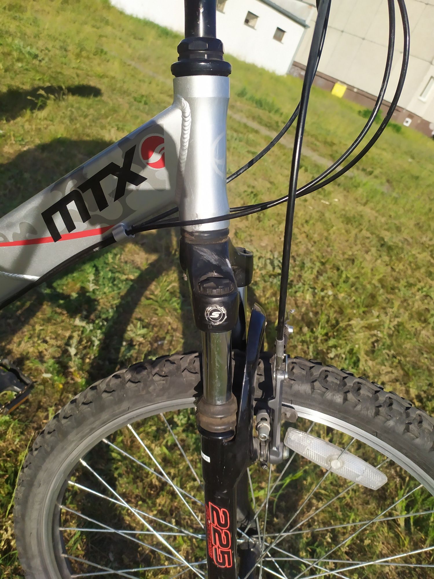 Giant MTX 225 srebrny