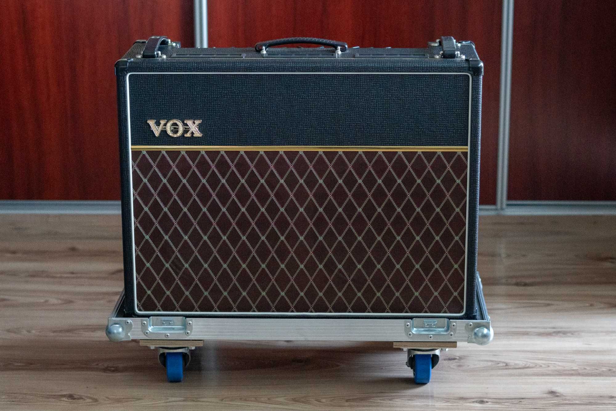 Wzmacniacz gitarowy VOX AC30C2 + CASE