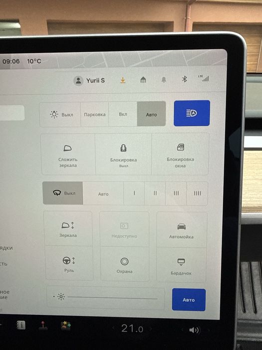 Tesla Model 3 рестайлінг 2021
