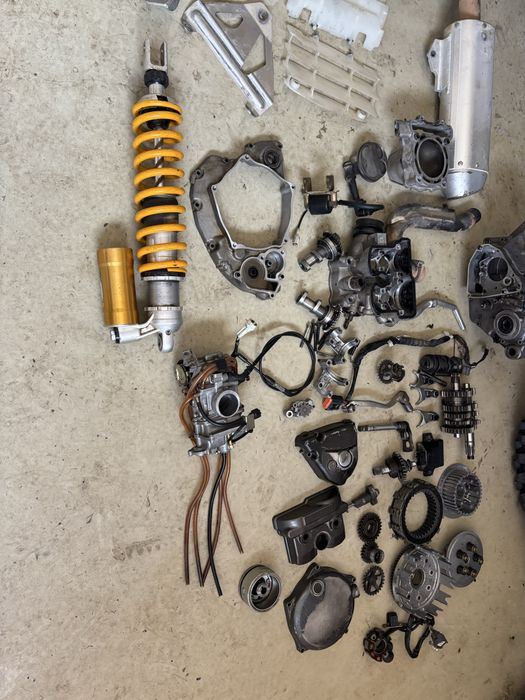 Części SUZUKI RMZ250 R 04-06 Głowica Kartery Skrzynia Moduł Sprzęgło