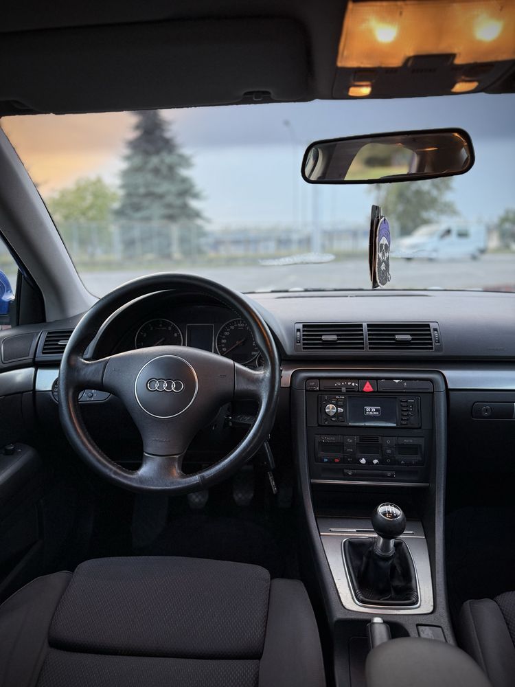 audi a4 b6 2.0 benzyna 140km, manual; sprawna klima