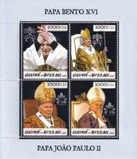 Gwinea Bissau 2005 srebrny kat.15€ - Jan Paweł II (2)