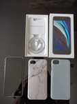 Sprzedam iPhone se 2020