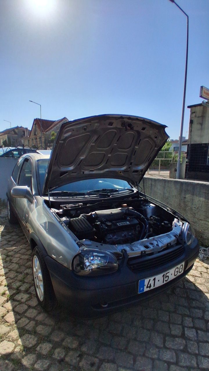 Troco opel corsa
