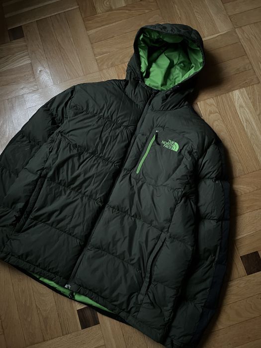 Продам пуховик The North Face