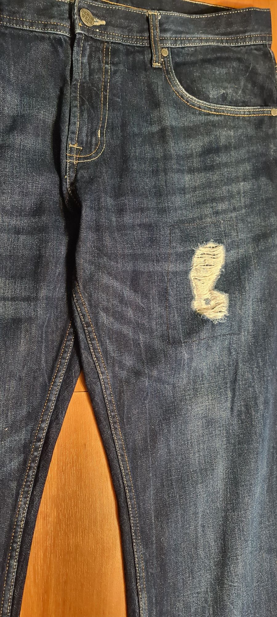 Spodnie jeans 36.