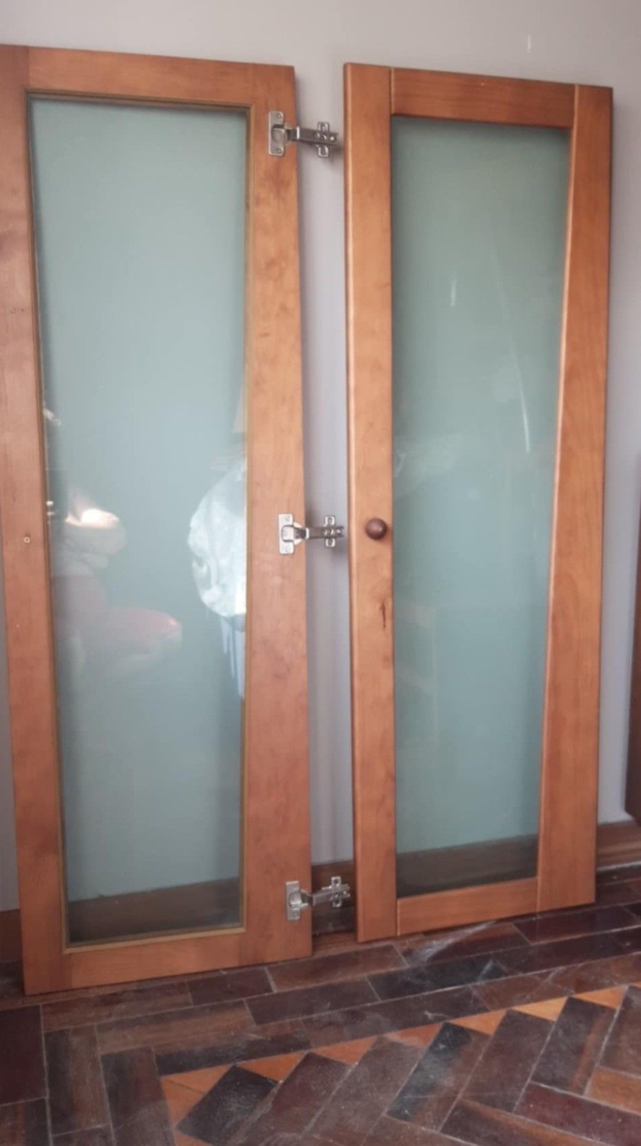 Portas em Cerejeira com Vidro