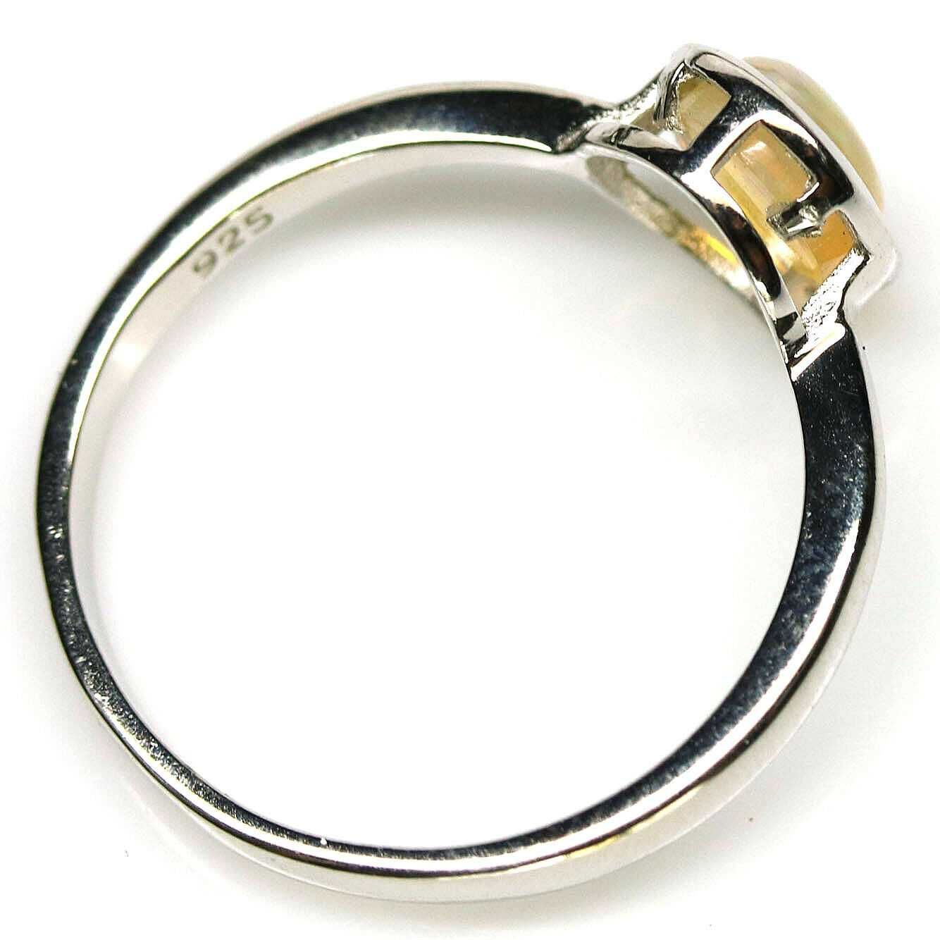 Серебряное кольцо с радужным опалом Размер 19. 18.75