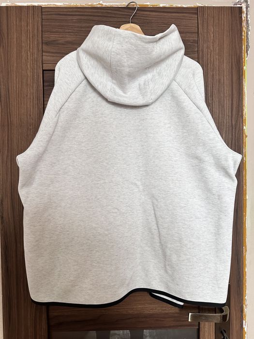 Męska bluza Nike Tech Fleece rozm. XL, biała