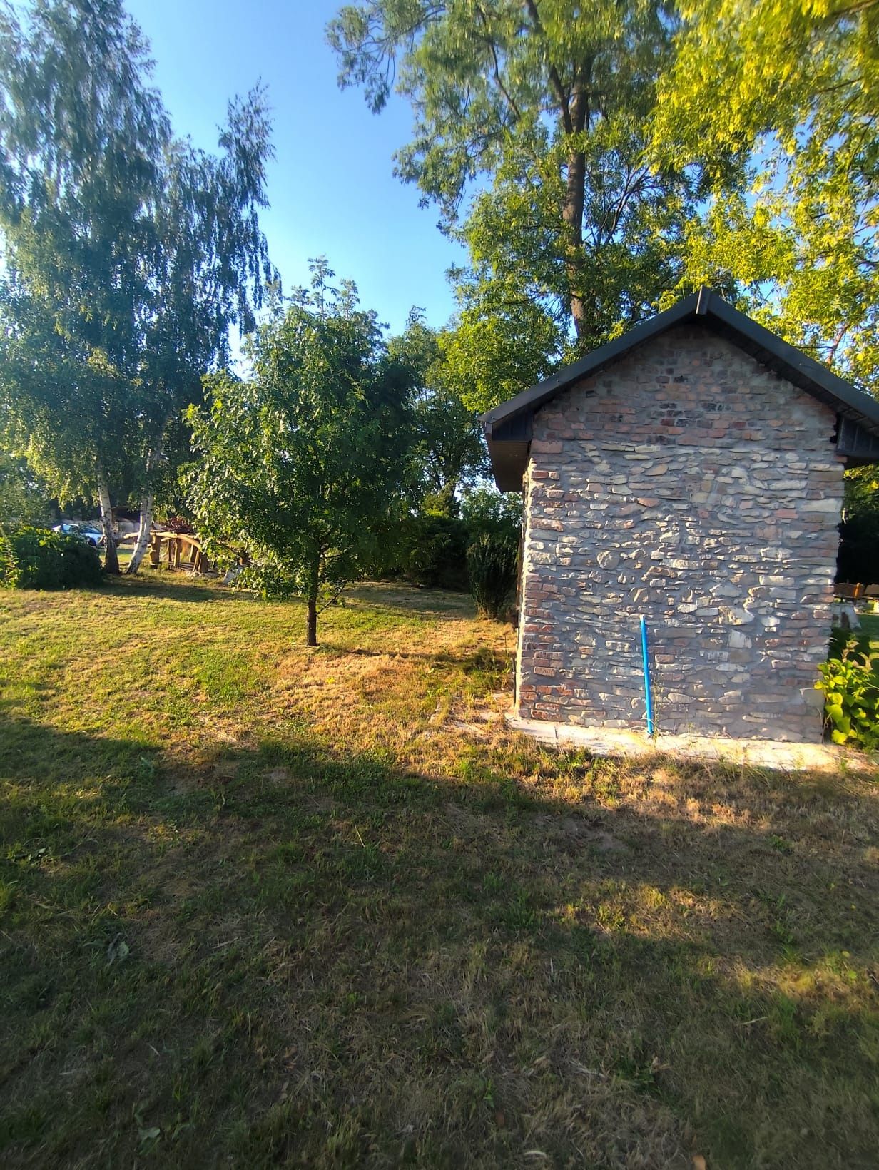 Pole namiotowe, kempingowe, łowisko, wakacje, kamper, nocleg