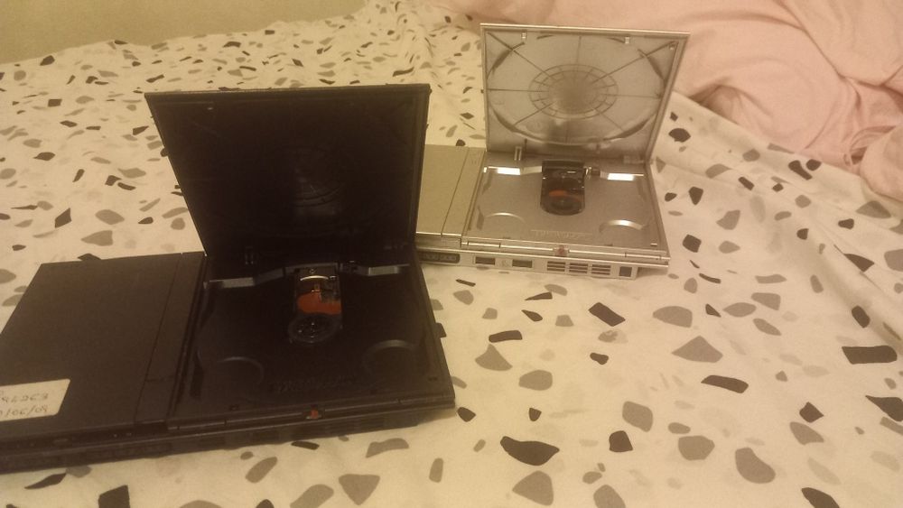 2 playstation para peças