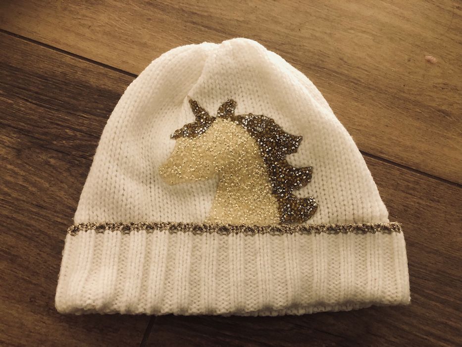 Czapka z jednorożcem