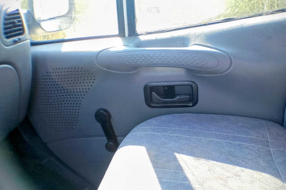 Ford Transit Campervan - Dormitorio