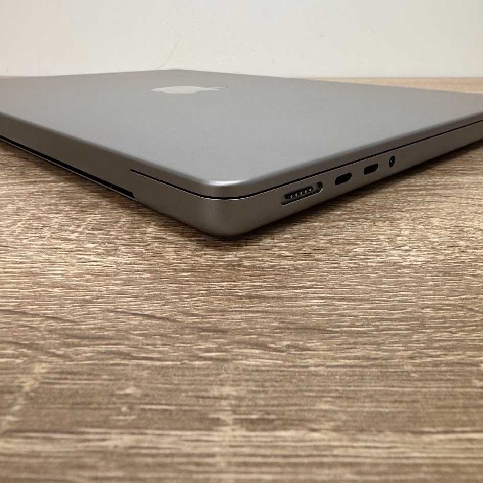 Macbook Pro 14" 2023 M2 Pro/16Gb DDR5/SSD 512Gb акб: 100% (код: M0524)