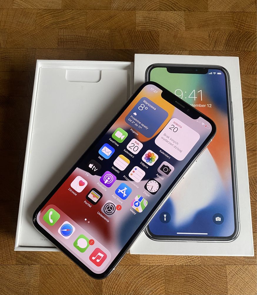 iPhone X 256 Gb BEZ Simlocka BEZ iClouda Silver Bat. 80%