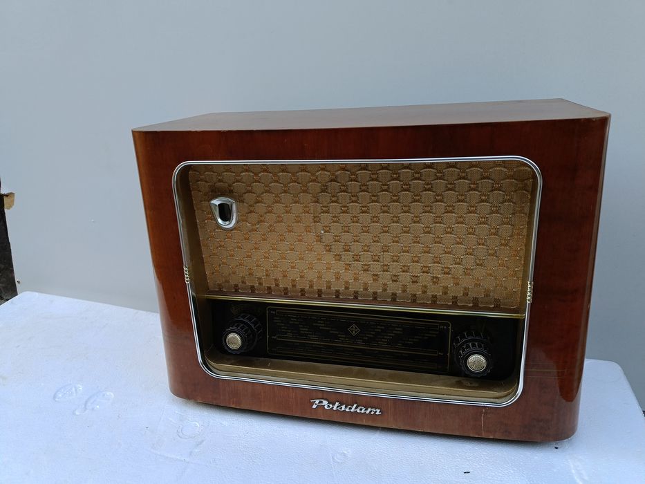 Sprzedam radio lampowe VEB Stern-Radio Berlin