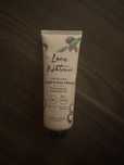Ochronny krem do rąk i paznokci Love Nature Oriflame