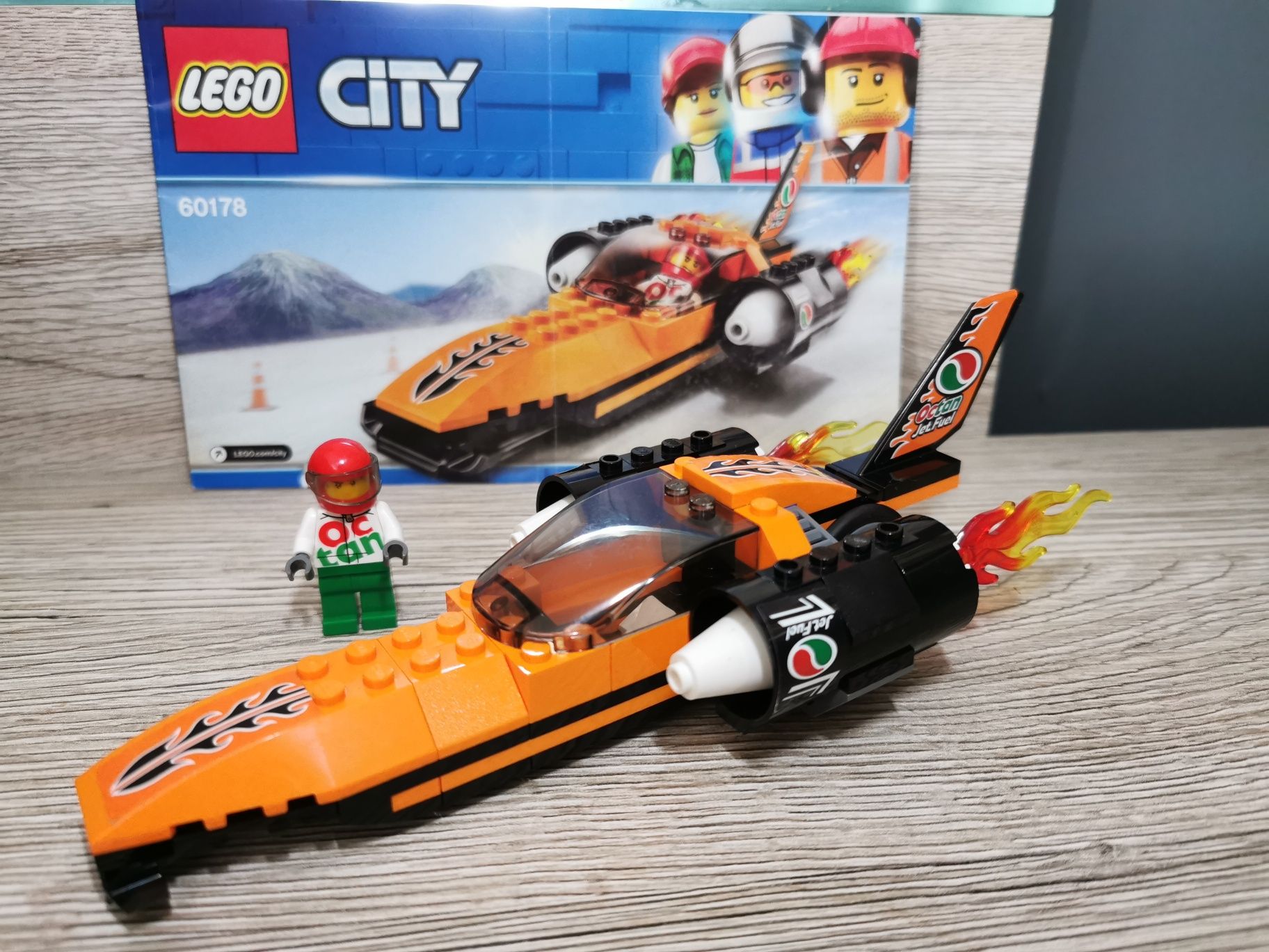 Lego City 60178 Samochód wyścigowy kompletny