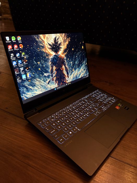 Portátil Gaming HP Victus 16 – RYZEN 7 / RTX 4060